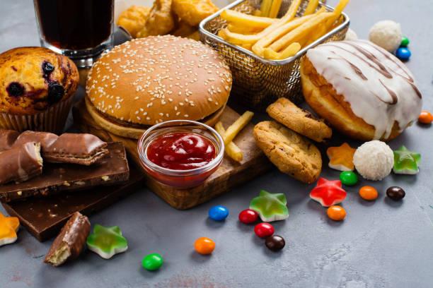 L exces de glucides dans une assiette